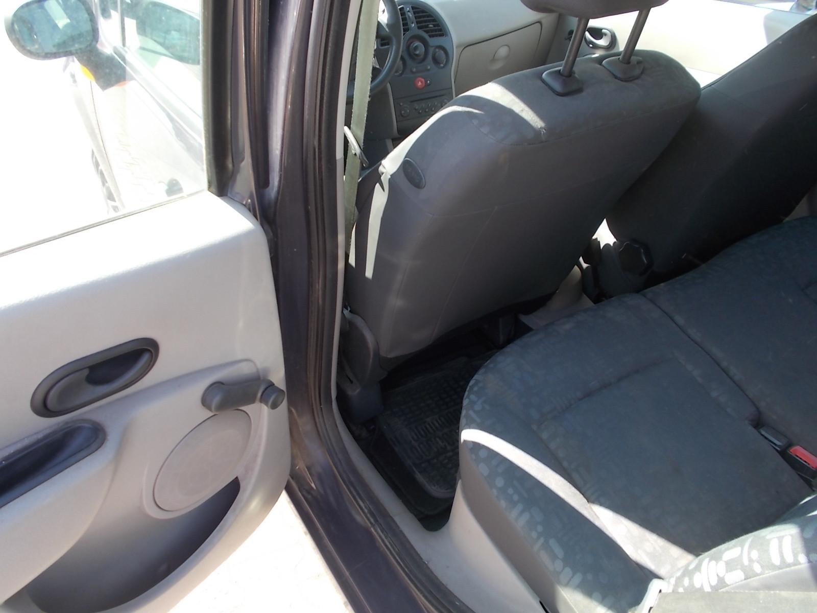 Renault Modus 2006 — photo 14