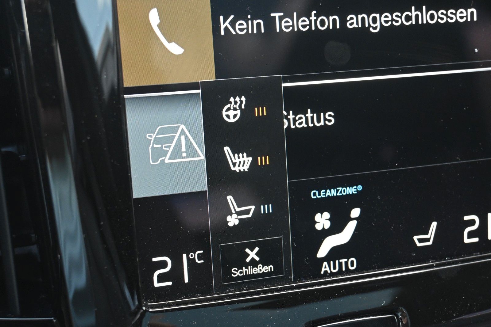 Fahrzeugabbildung Volvo V90 T8 AWD Recharge Inscription*PANO*360*H&K*HUD