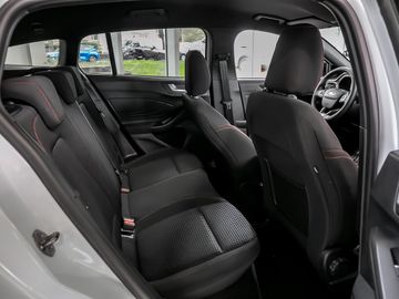 Ford Focus Turnier 1.0 ST-Line Kamera Navi Lenkradhzg