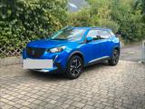 Peugeot 2008 PureTech 130 Allure blau - Peugeot 2008 in Nürnberg