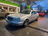 Mercedes-Benz mercedes CLK 320 benzin - Mercedes-Benz CLK-Klasse: Limousine