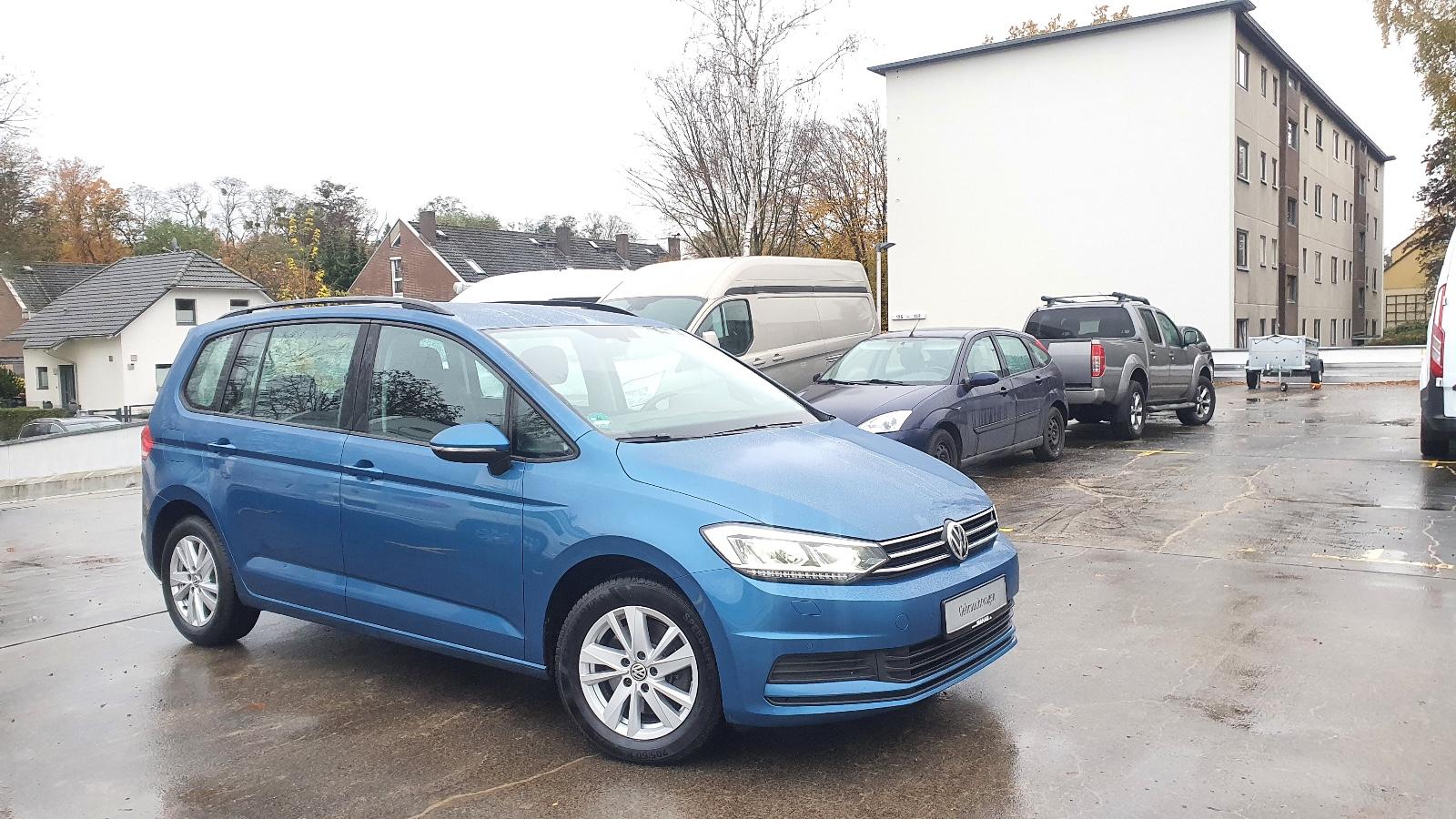 Volkswagen TOURAN 2.0 TDI * DSG LED KAMERA ALCANTARA*