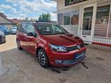 Volkswagen Touran Style BMT AHK Pano 7-Sitzer Navi Klima - Volkswagen Touran: Style