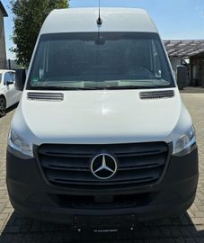 Mercedes Sprinter - 2