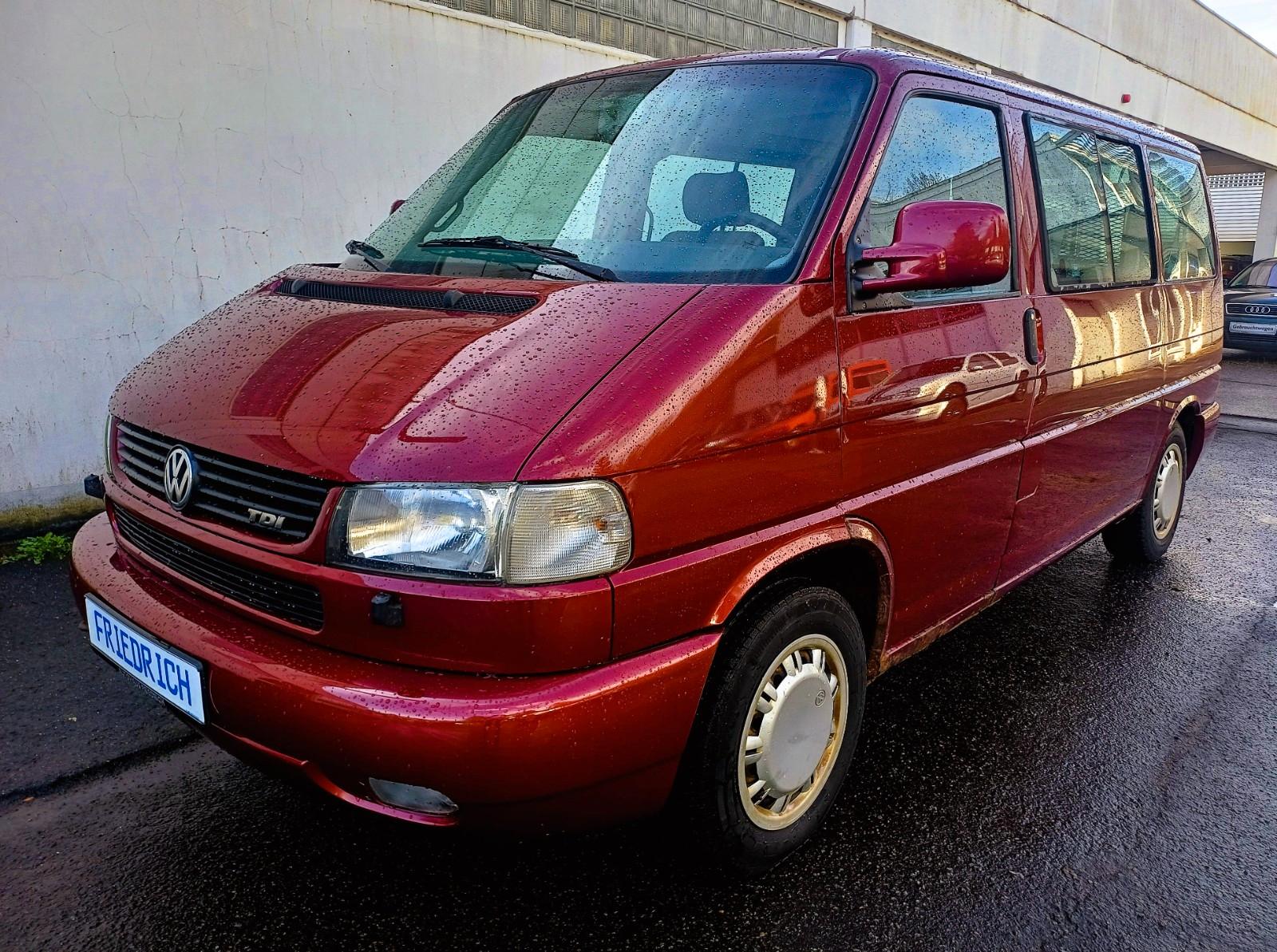 Volkswagen T4 Caravelle 2.5 TDI 75kW Multivan - Linearlift