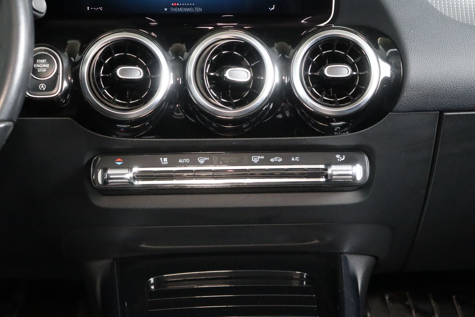 Fahrzeugabbildung Mercedes-Benz B 200 * LED * Navi * Leder