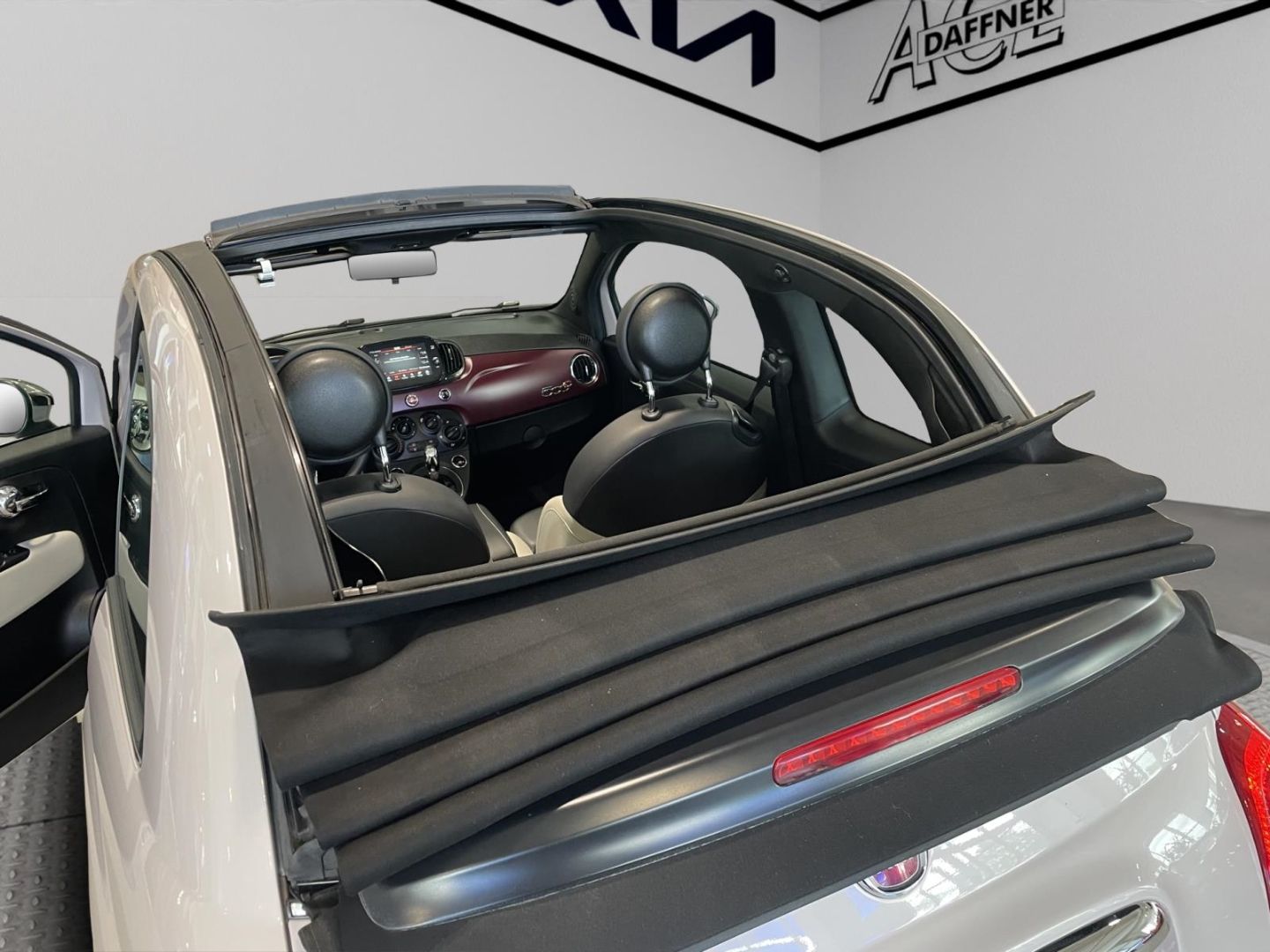 Fahrzeugabbildung Fiat 500 Star Faltdach PDC Tempomat Klima Allwetter
