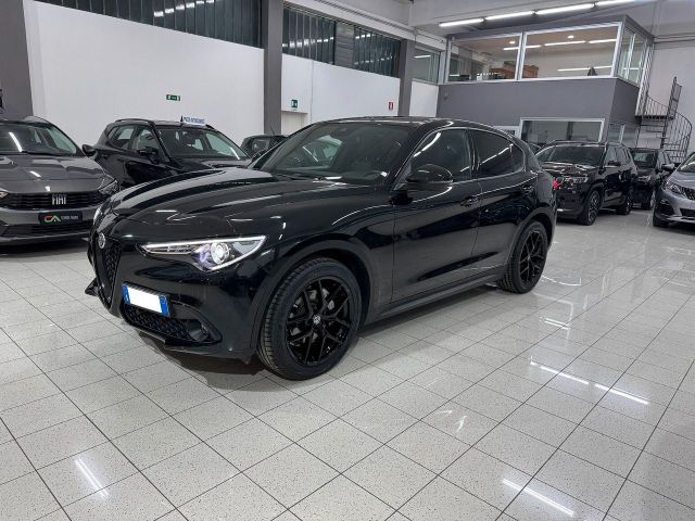 Alfa Romeo Stelvio 2.2 190CV Q4 Sprint TOTAL BLACK PARI NUO