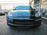 Porsche Cayenne S/LEDER/XENON/MOTOR REVIDIERT VOR 8000KM - gebrauchte Porsche Cayenne aus dem Jahr 2010