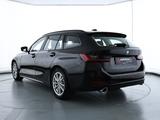 BMW 330e   LED|Navi|CarPlay|Sitzhzg - BMW 330 Touring Kombi Gebrauchtwagen