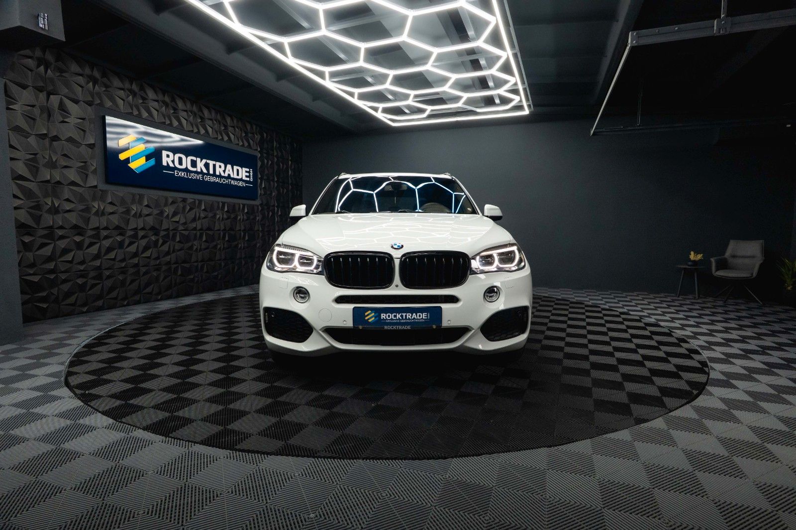 Fahrzeugabbildung BMW X5 xDrive 30d M Sport Shadow Line *ACC*LED*HU*