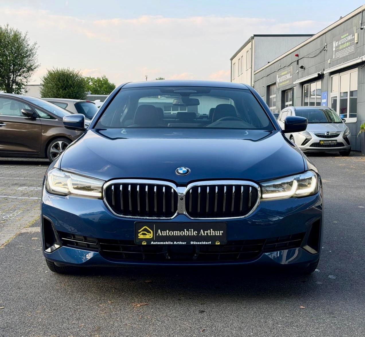 BMW 520 i Luxury Line*1.Hand*Erst 20 Tkm*LED*Navi*