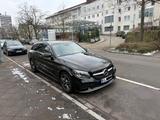 Mercedes-Benz C 300 de T Autom. - - Mercedes-Benz C 300 in Karlsruhe