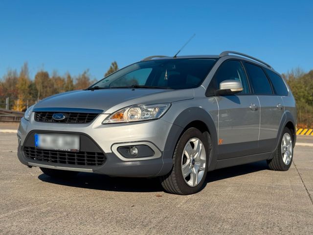 Ford Focus Turnier X-Road Style 1,6 Ti-VCT