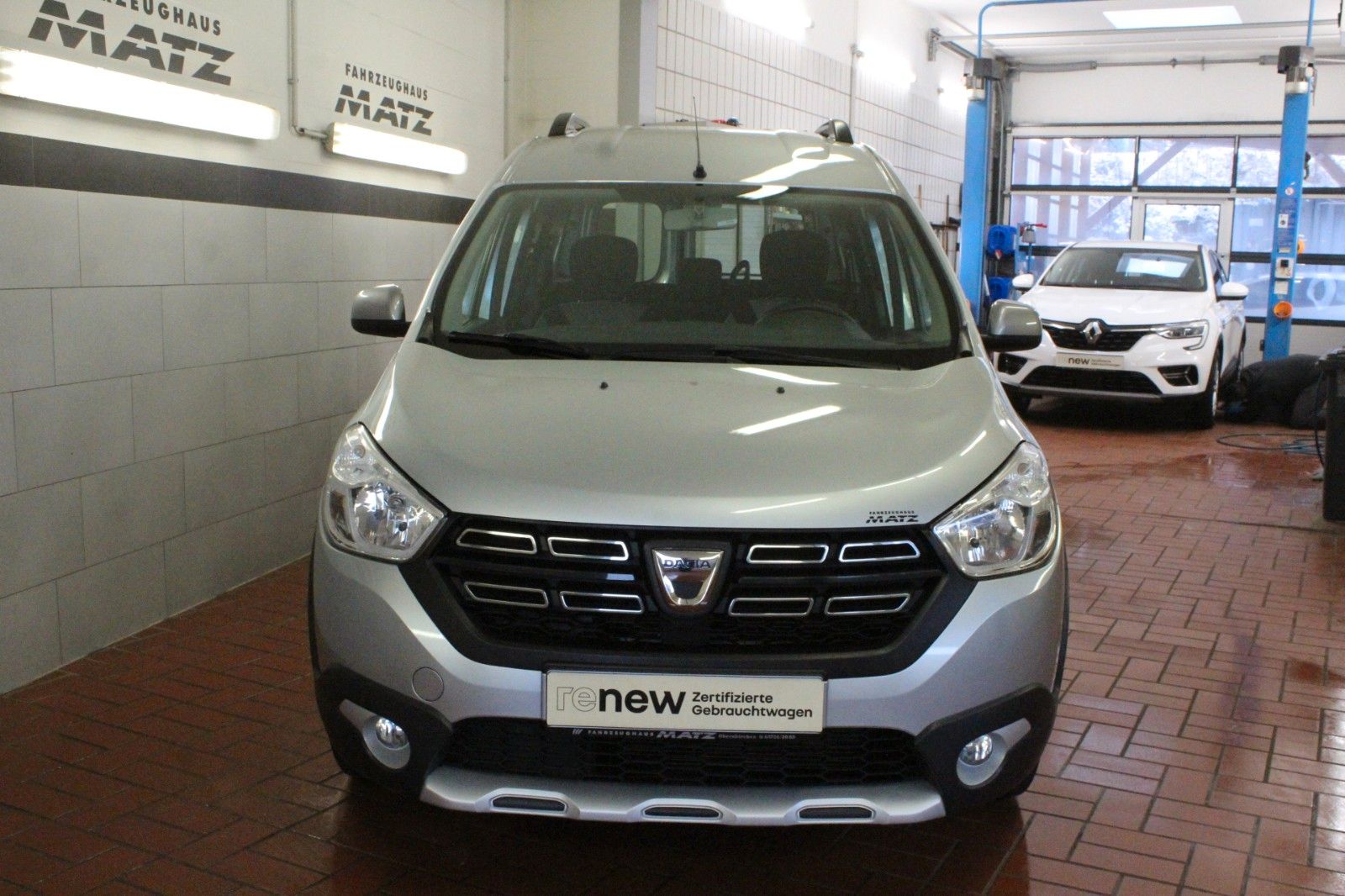 Fahrzeugabbildung Dacia Dokker SCe 100 Stepway *Navi*Klima*Kamera*