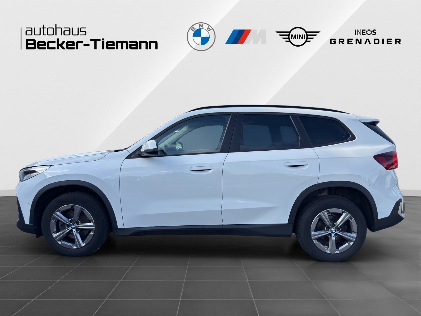 BMW X1 sDrive18d NAVI*AHK*M SPORT LENKRAD*KAMERA*DRI foto 3