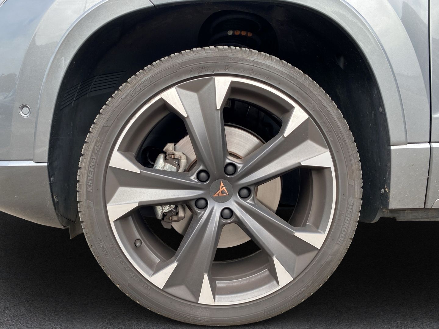 Fahrzeugabbildung CUPRA Ateca Basis AHK-klappbar Navi Digitales Cockpit