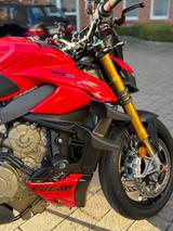 Ducati Streetfighter V4S - Ducati Motorräder in Hamburg