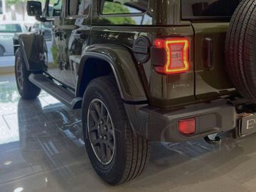 Jeep Wrangler - 8
