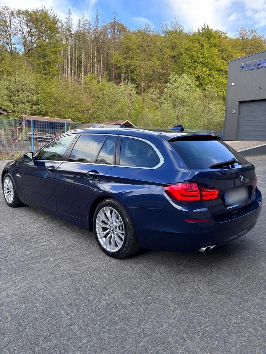 BMW 520 2011 — photo 6
