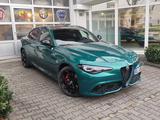 Alfa Romeo Giulia Tributo Italiano Q4 - Alfa Romeo Giulia Gebrauchtwagen