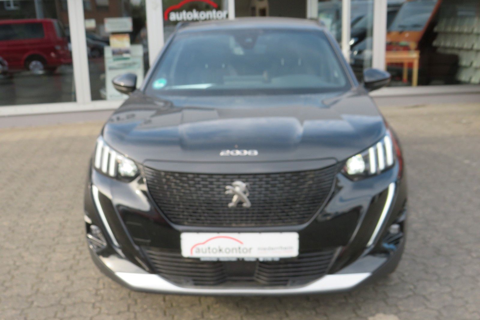 Fahrzeugabbildung Peugeot 2008 e- GT PDC KAMERA NAVI SITZH.
