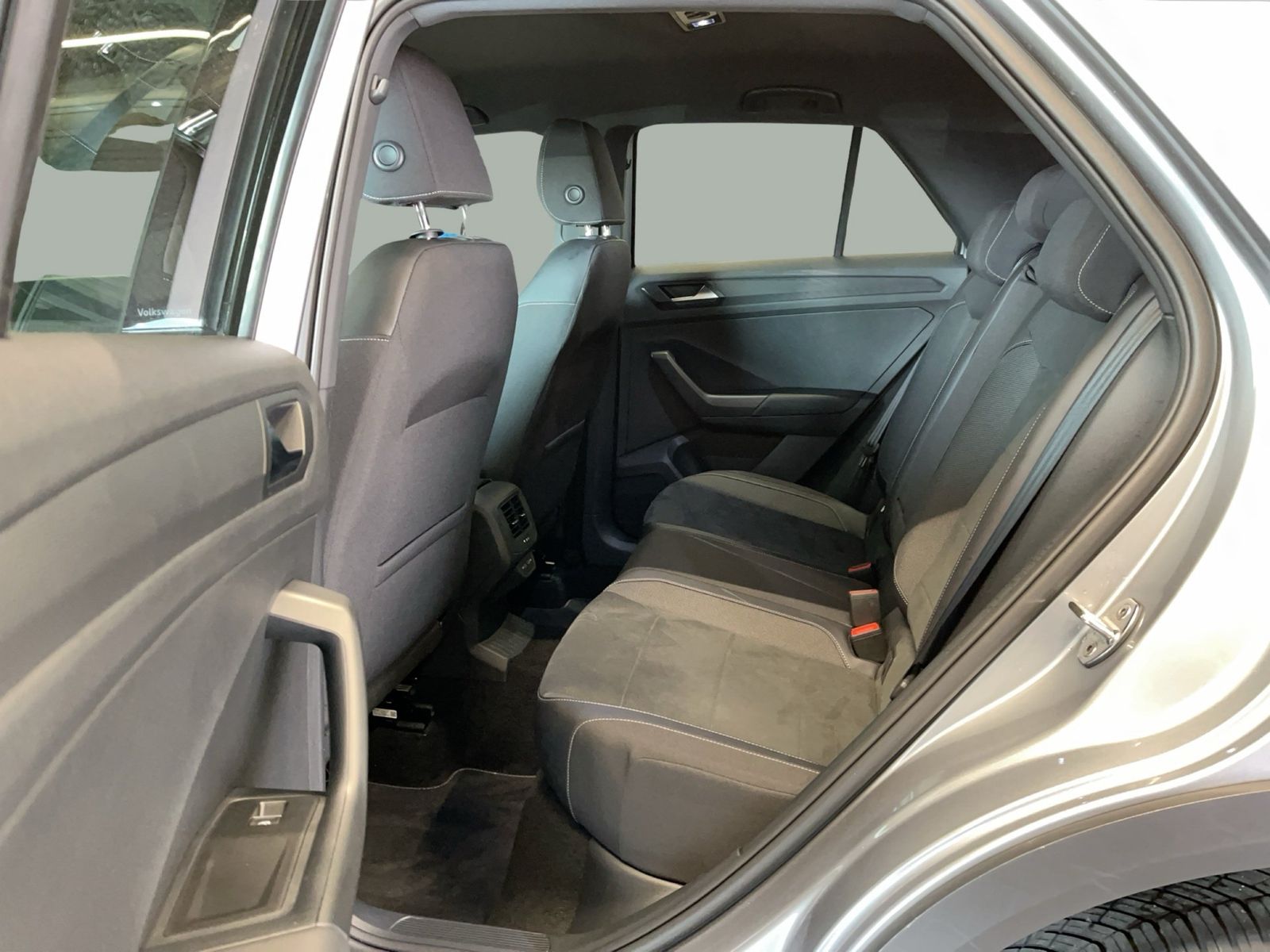 Volkswagen T-Roc - Bild 13
