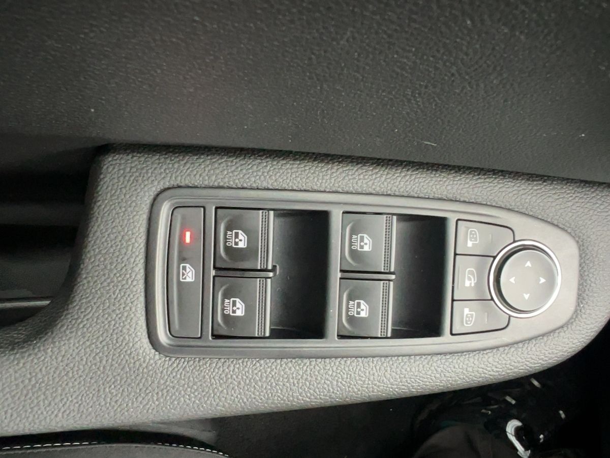 Renault Clio - Bild 15