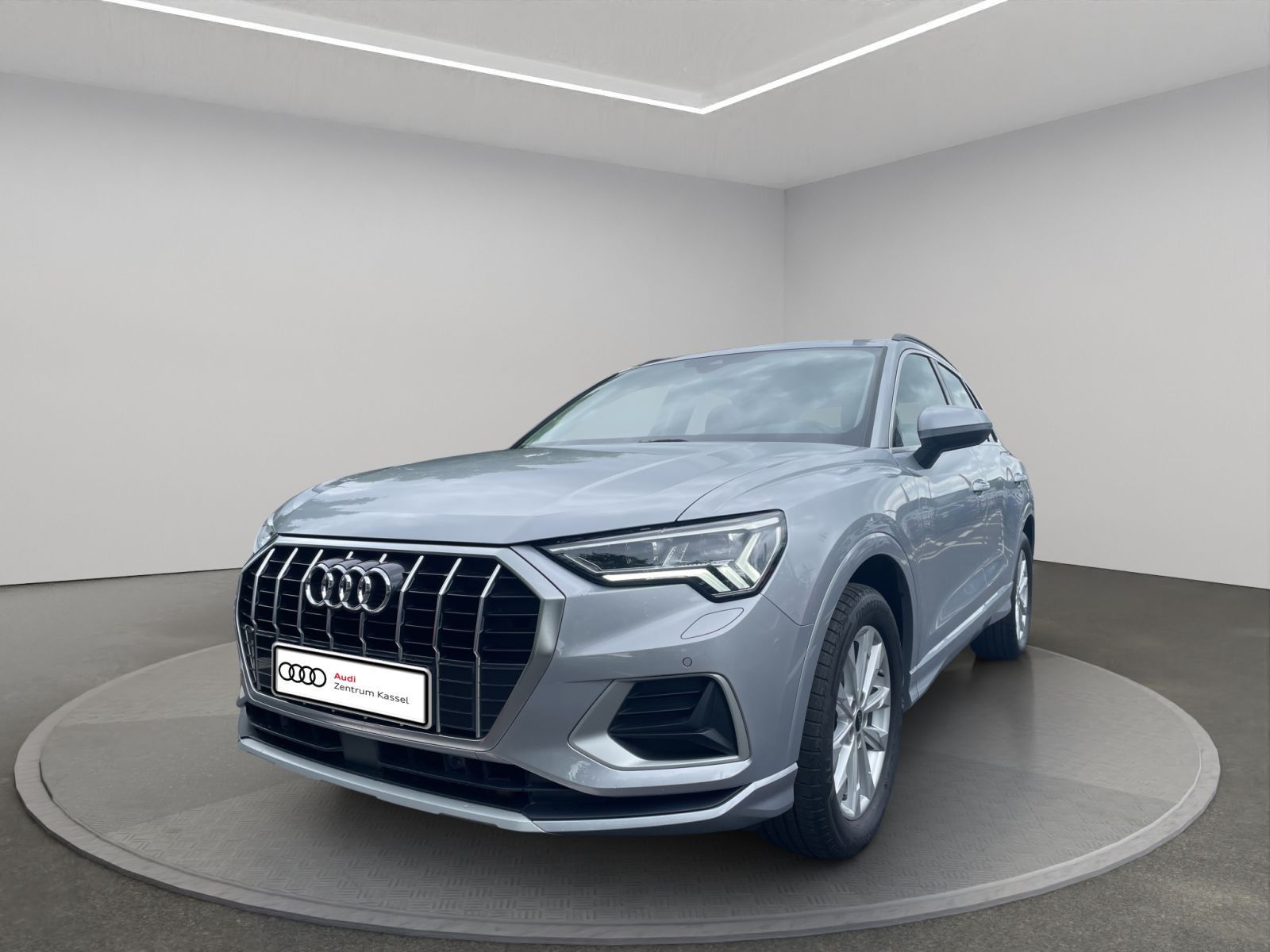 Audi Q3 35 TFSI Matrix Kamera Navi Carplay Alcantara imagem 2