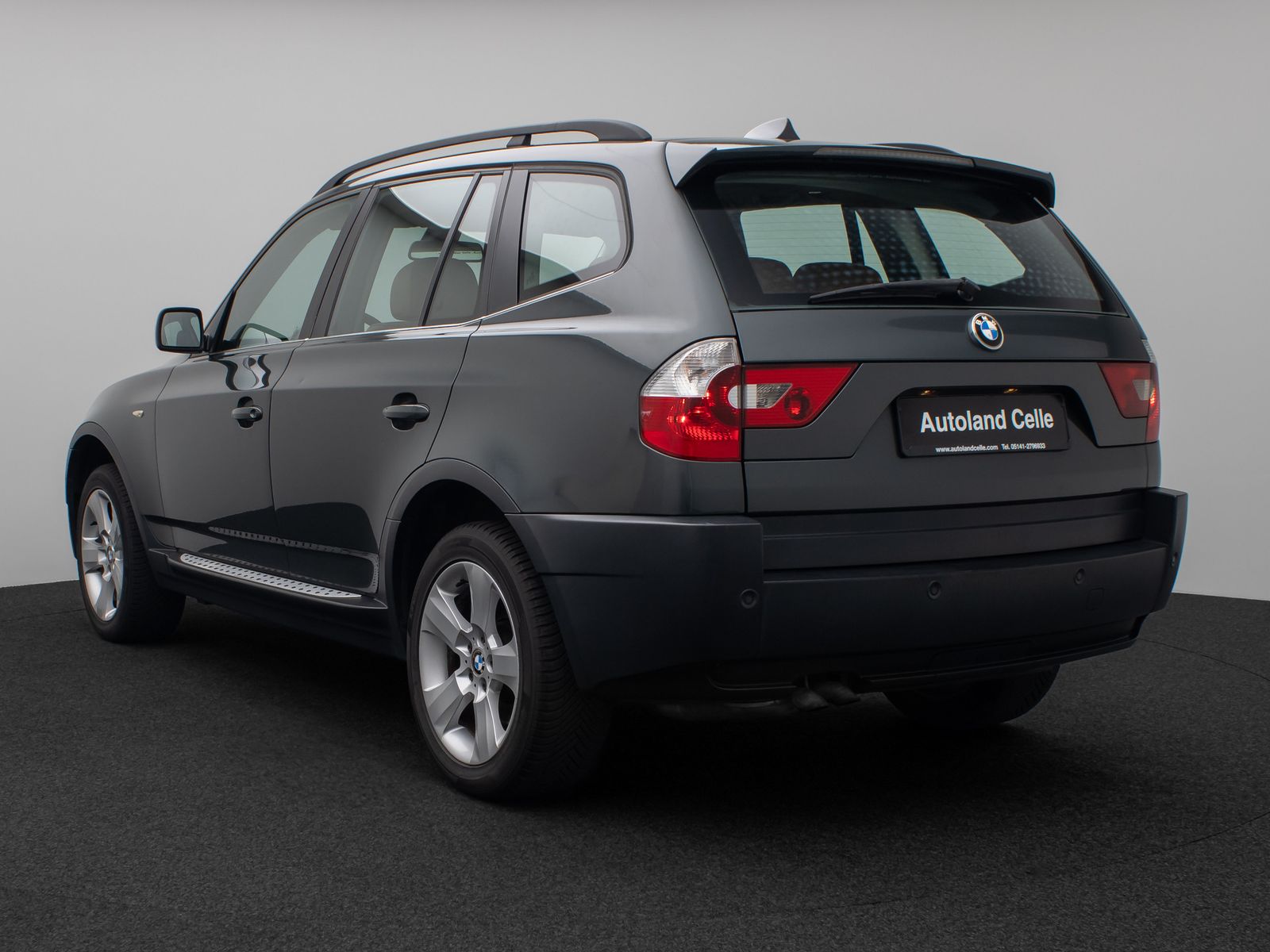 Fahrzeugabbildung BMW X3 xD30d Leder Xenon PDC Sitzhzg Lordos NaviPro