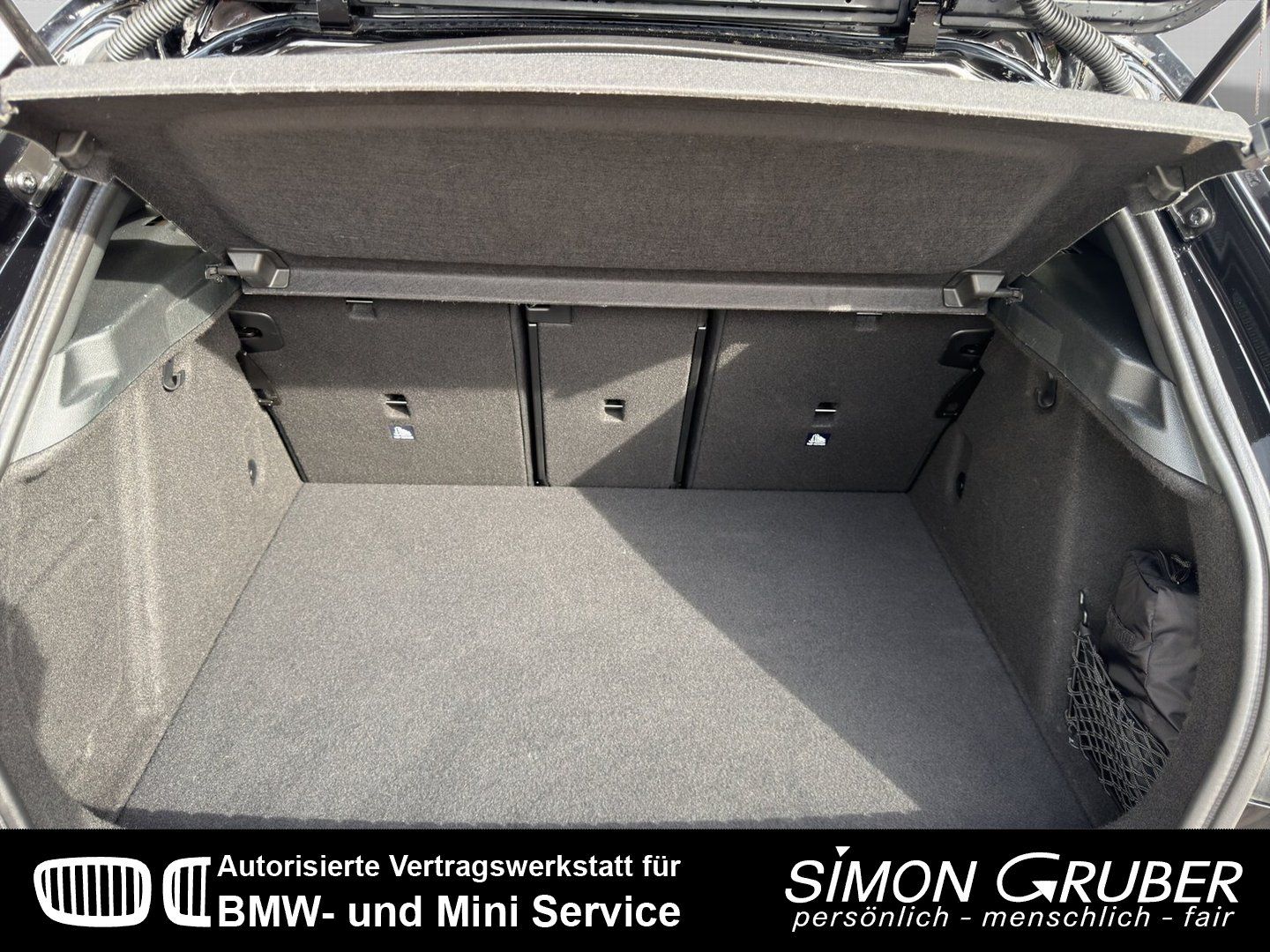 Fahrzeugabbildung BMW 118i Sport Line Shadow Line Navi Kamera Hifi LED