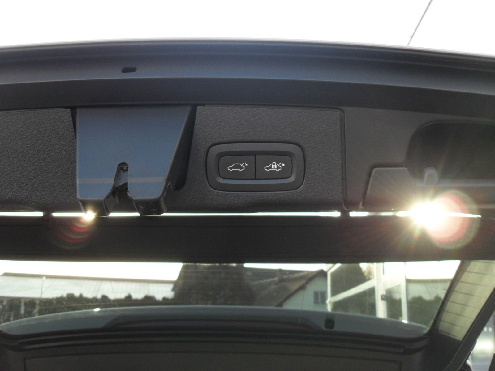 Fahrzeugabbildung Volvo XC 60 T6 Inscription | AWD