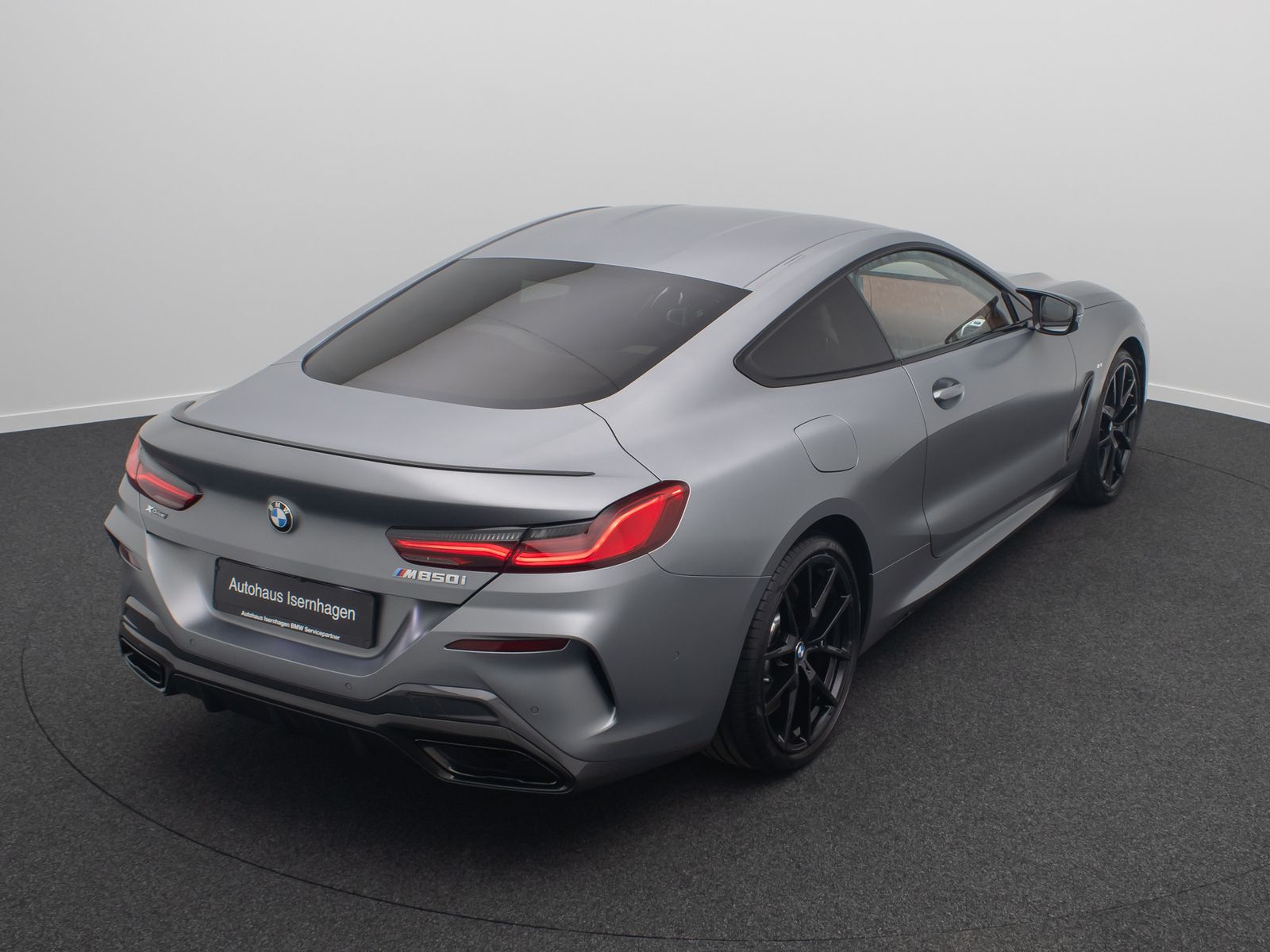 Fahrzeugabbildung BMW M850i xD Coup&eacute; B&W 360&deg;Laser DAB Individual Voll