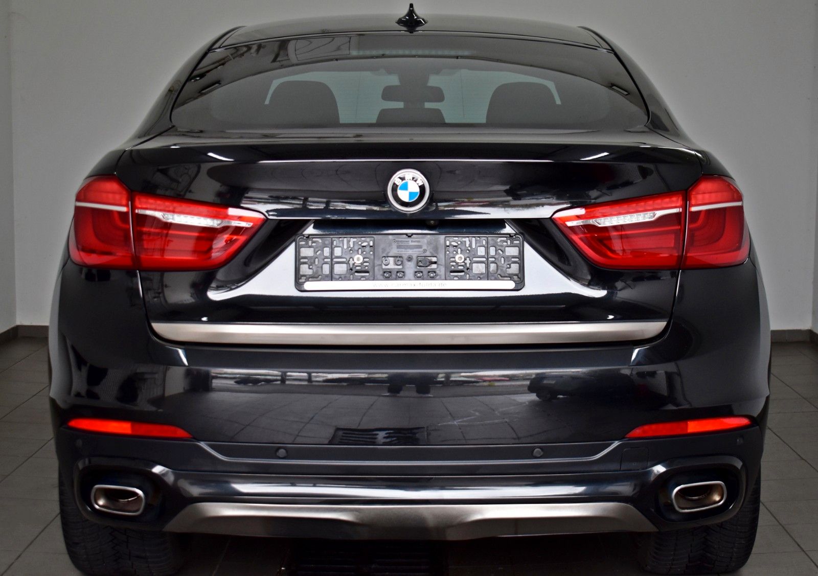 Fahrzeugabbildung BMW X6 xDrive 40d Leder,Navi,LED,SH,SD,Kamera,PDC