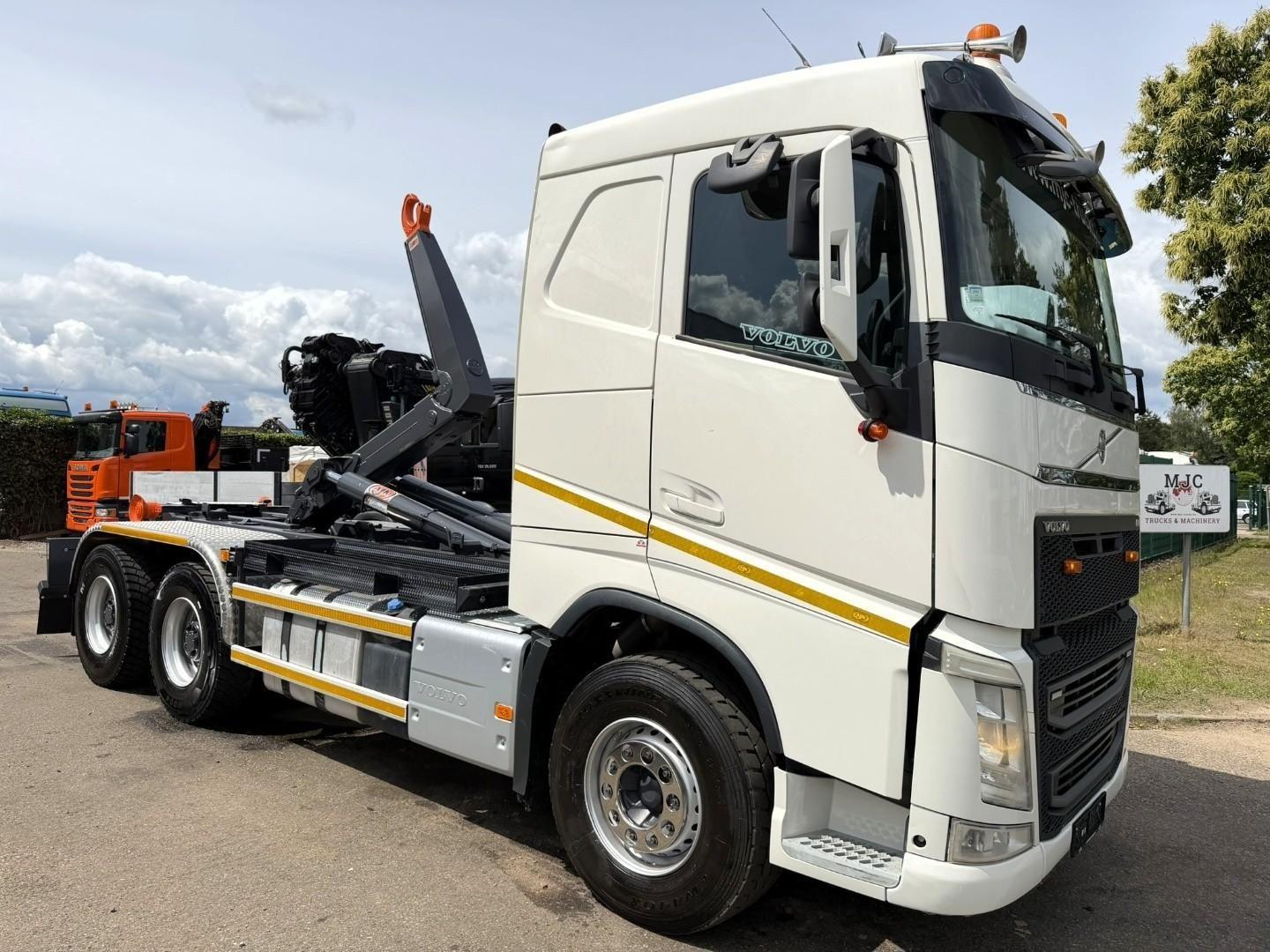 Volvo FH 460 6X4 HOOKLIFT AJK 20T - 5430mm - WB 3m90 -
