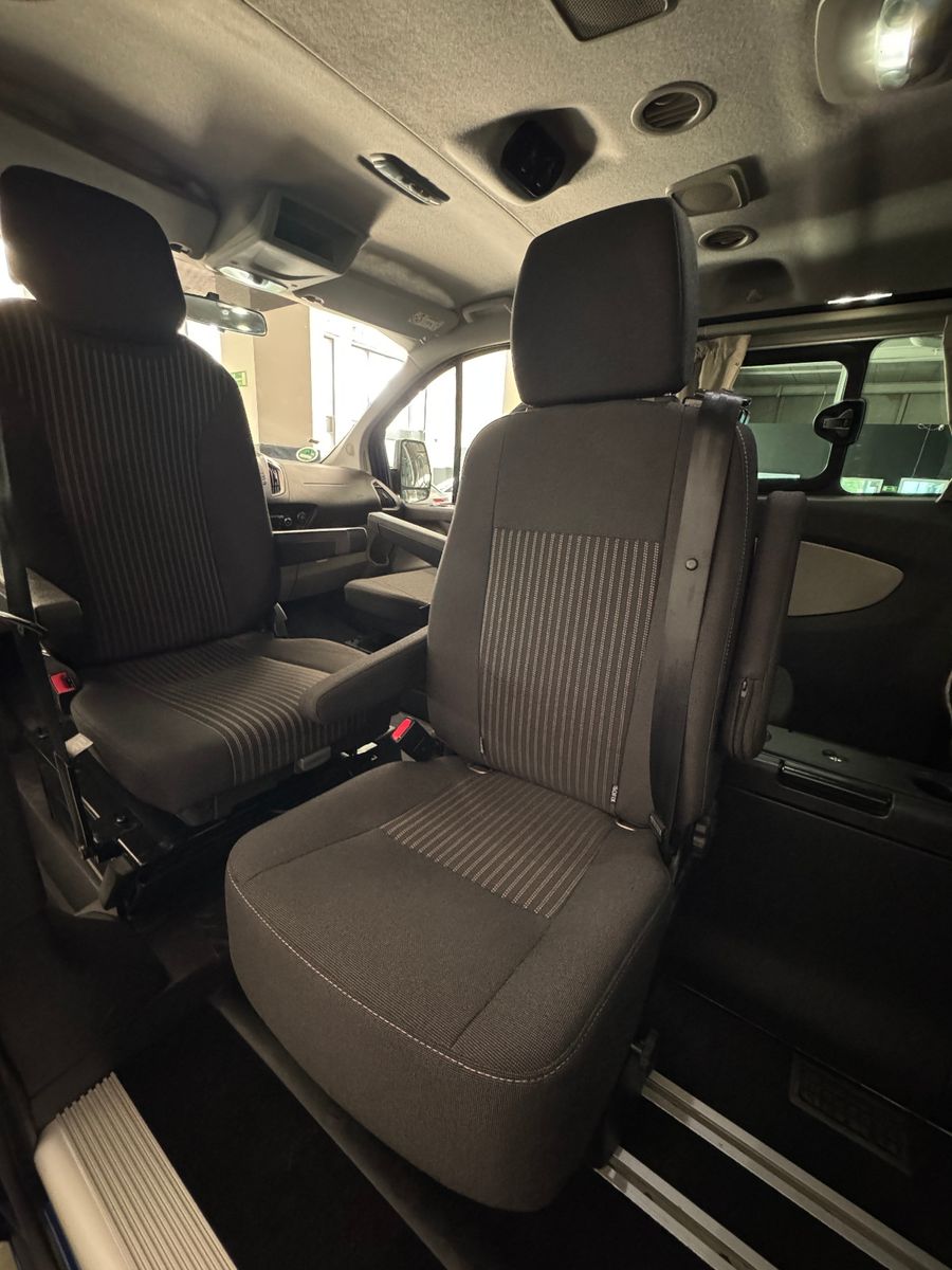 Fahrzeugabbildung Ford WESTFALIA BUSINESS EDITION EUROLINE 7-SITZER STD