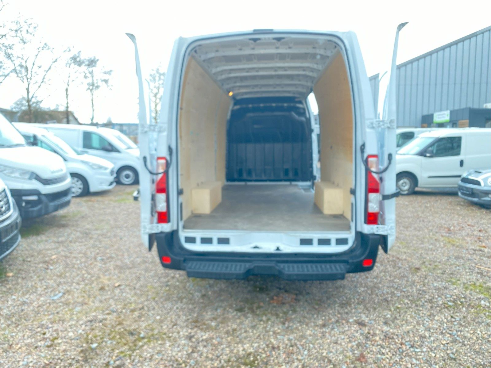 Fahrzeugabbildung Renault Master III Kasten L4H2 HKa 3,5t,Navi,1Hd,107KW