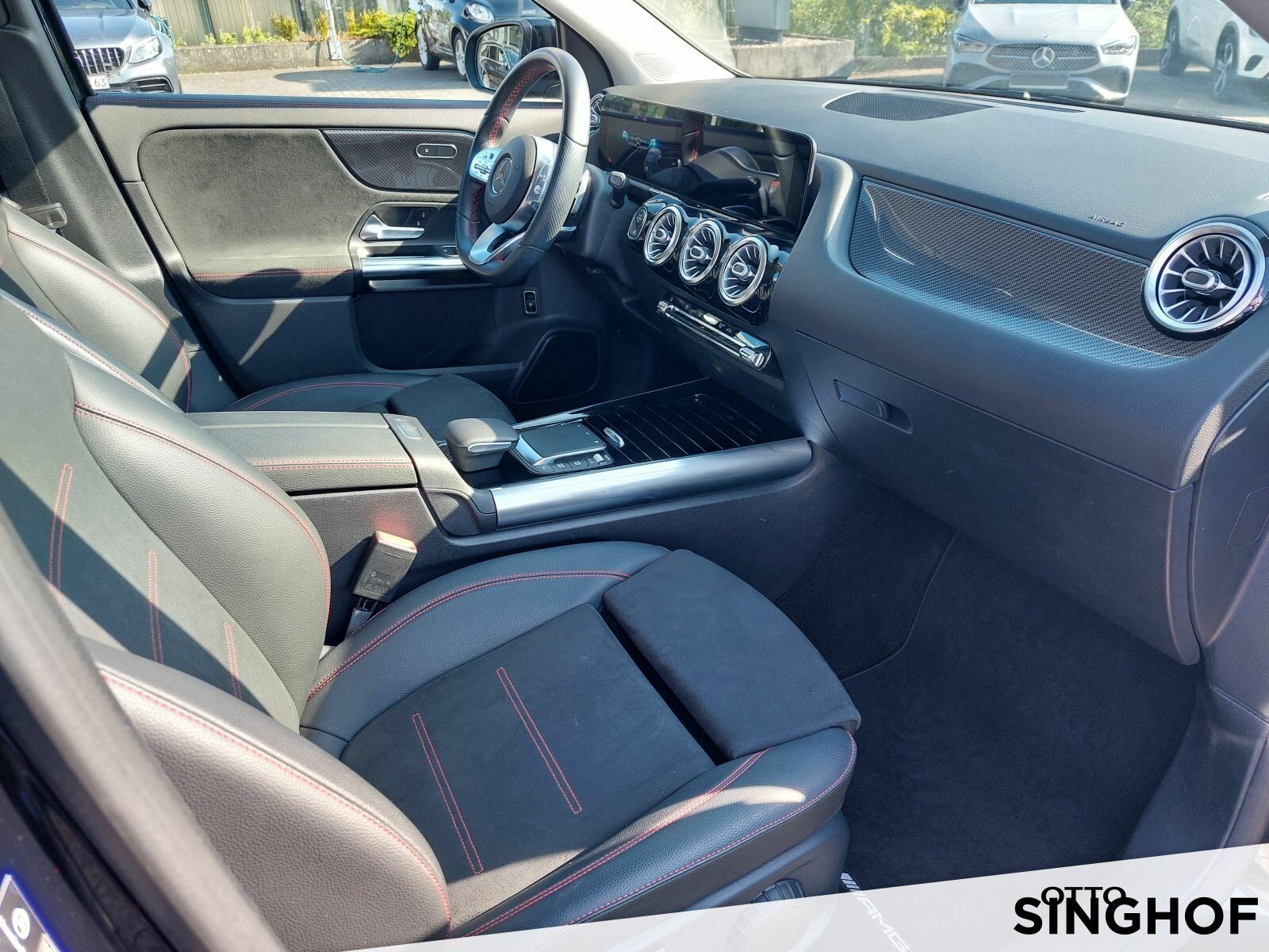 Fahrzeugabbildung Mercedes-Benz GLA 200 AMG +AHK+Rü Kam+LED+TOTW+elekt.Hecktüre