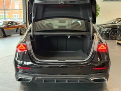 MERCEDES-BENZ E 220 - Ansicht 18
