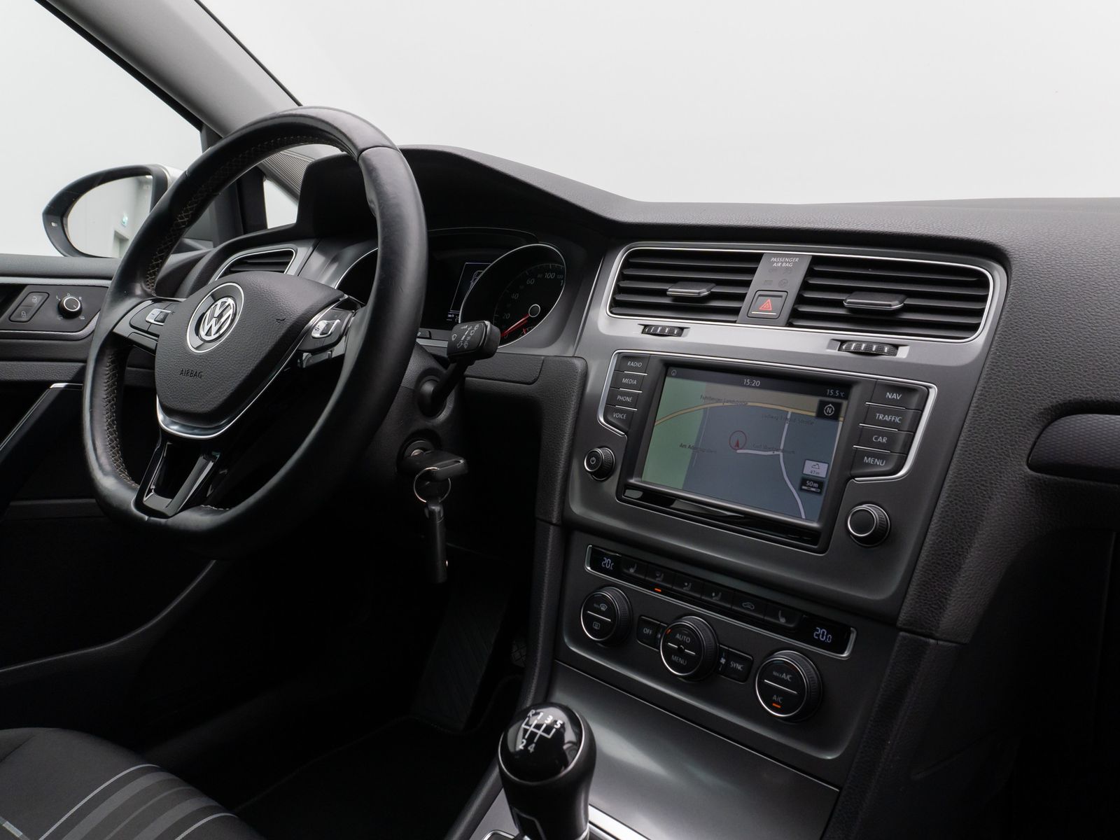 Fahrzeugabbildung Volkswagen Golf VII Variant Lounge BMT Sitzhzg Navi AHK