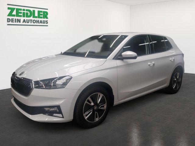 Skoda Fabia IV 1.5 TSI DSG Style KA*LED*PDC*RFK*SHZ*VC