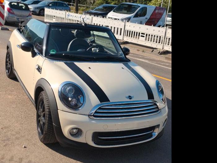MINI Cooper 1.6 Cabrio   TÜV NEU