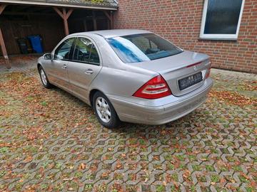 2004 Mercedes-BENZ C 180 — фото 5