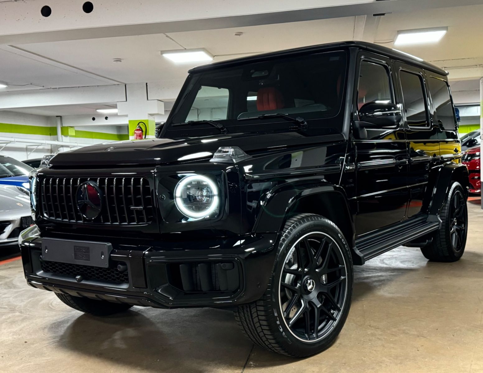 Fahrzeugabbildung Mercedes-Benz G 63 AMG FACELIFT REDINT CARBON A22 TV MY25 FULL