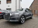 Audi Q7 3.0 TDI quattro / 7-Sitzer / S-Line / Pano - Audi Q7 Gebrauchtwagen in Köln