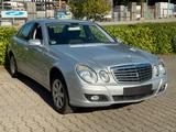 Mercedes-Benz E 220 CDI Lim. Automatik* Mercedes Scheckheft* - gebrauchte Mercedes-Benz E 220 aus dem Jahr 2008