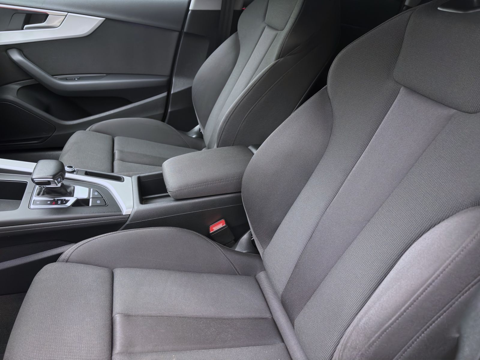 Audi A4 - Bild 10