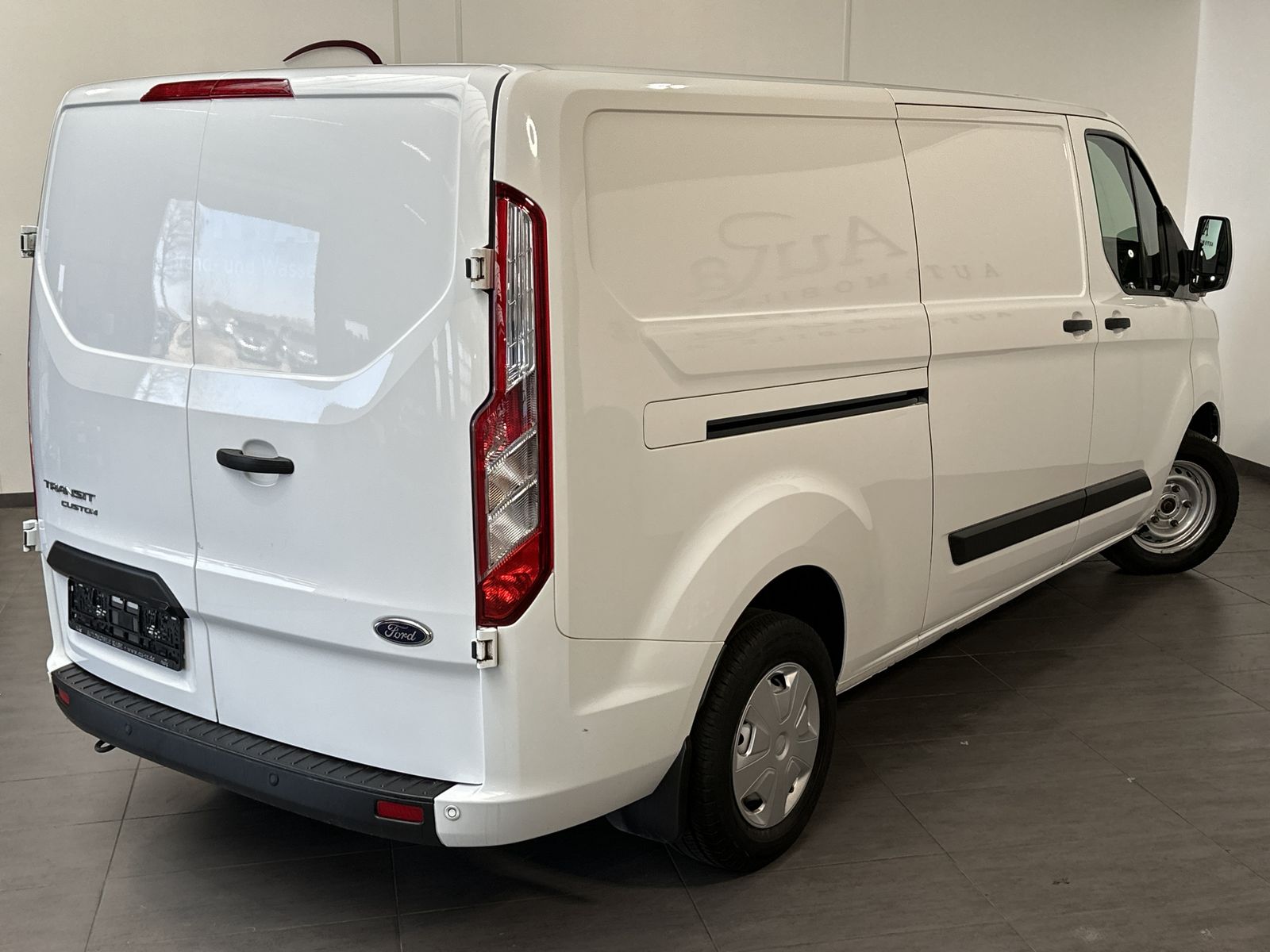 Fahrzeugabbildung Ford Custom 300 L2 NAV+BLUETOOTH+KAMERA+KLIMA+SHZ+ACC