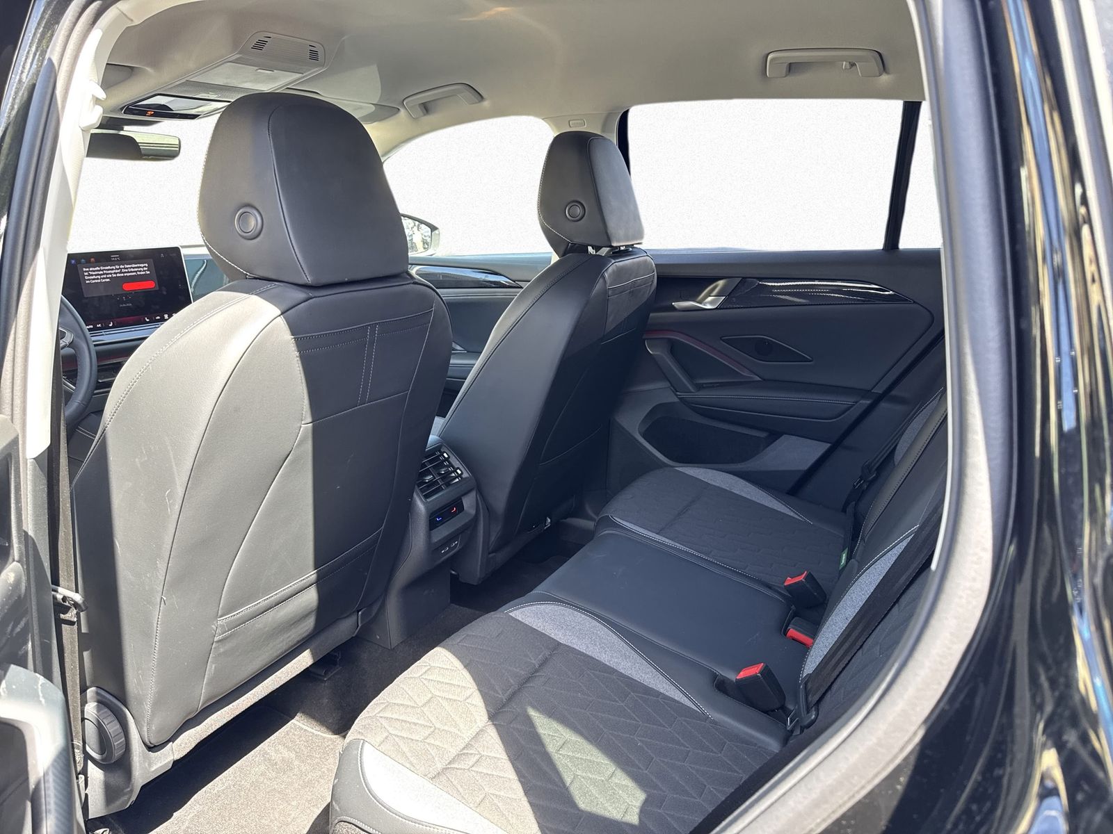 Volkswagen Tiguan - Bild 14