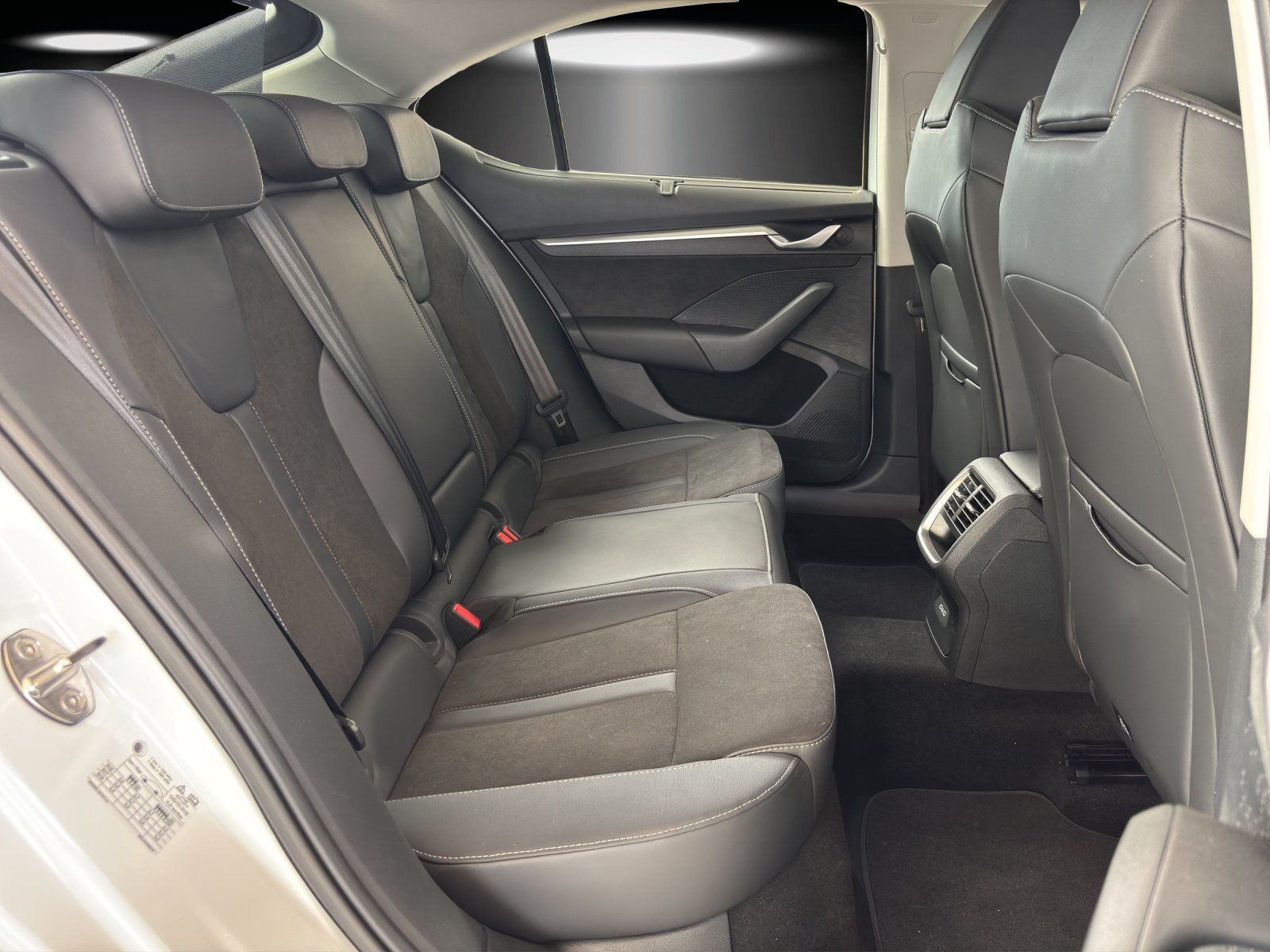 Fahrzeugabbildung SKODA Octavia Selection 1,5 TSI 110 kW